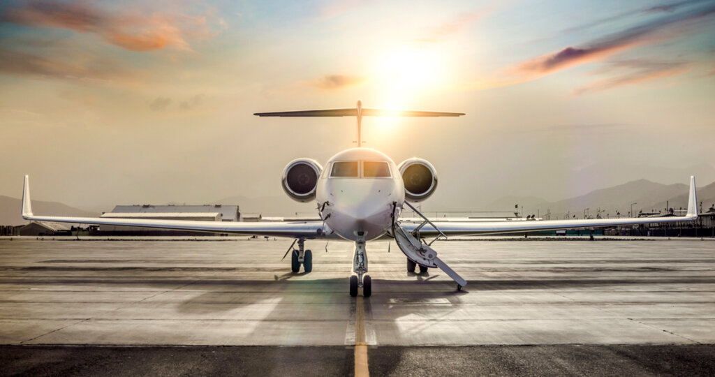 things to know private charter flights