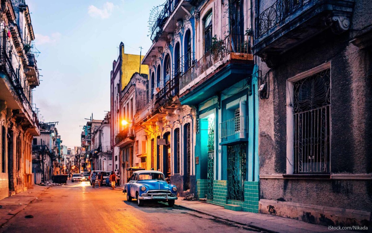 Charter Flights to Cuba Vuelos Cuba