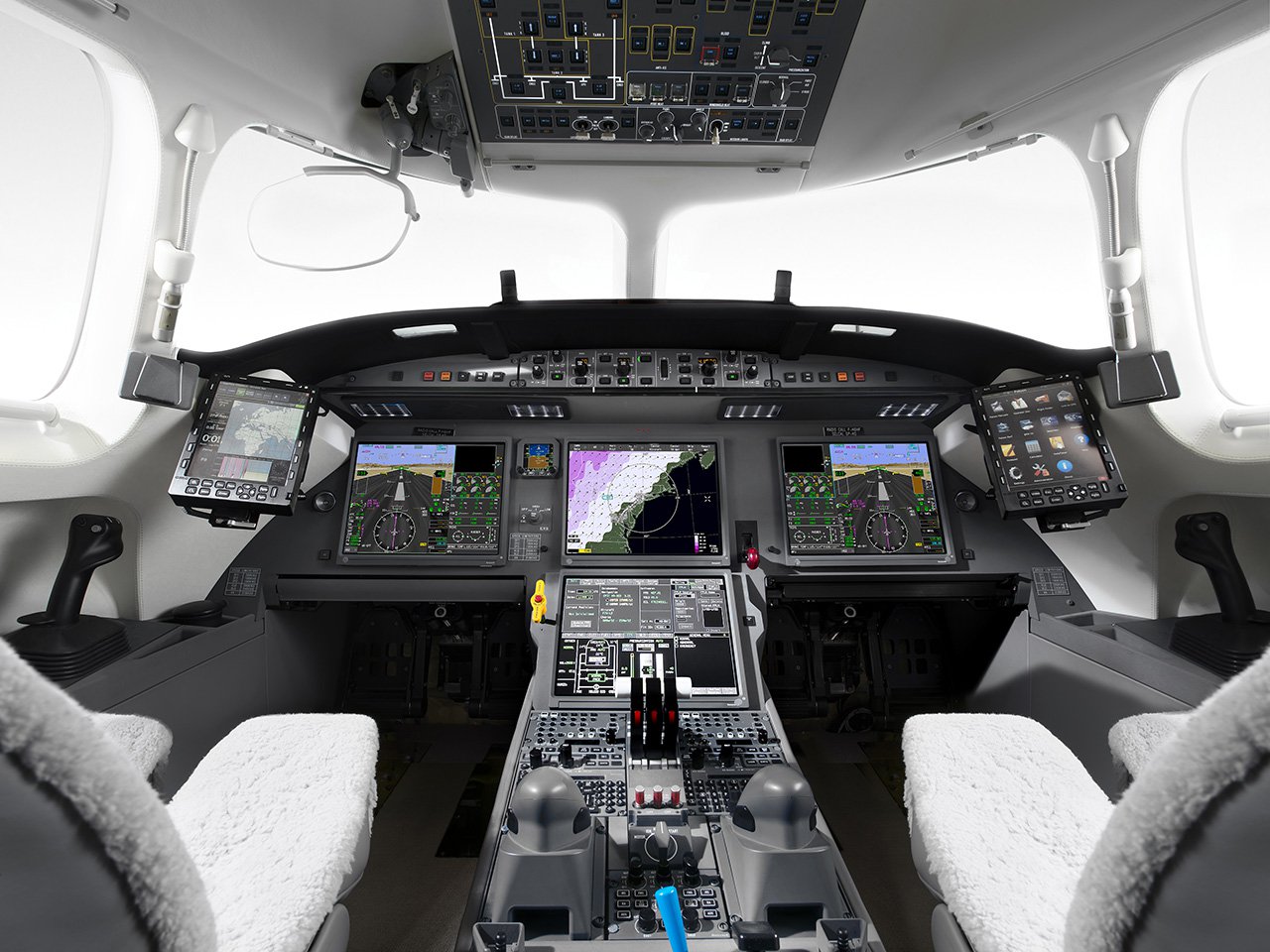 Falcon7x Cockpit