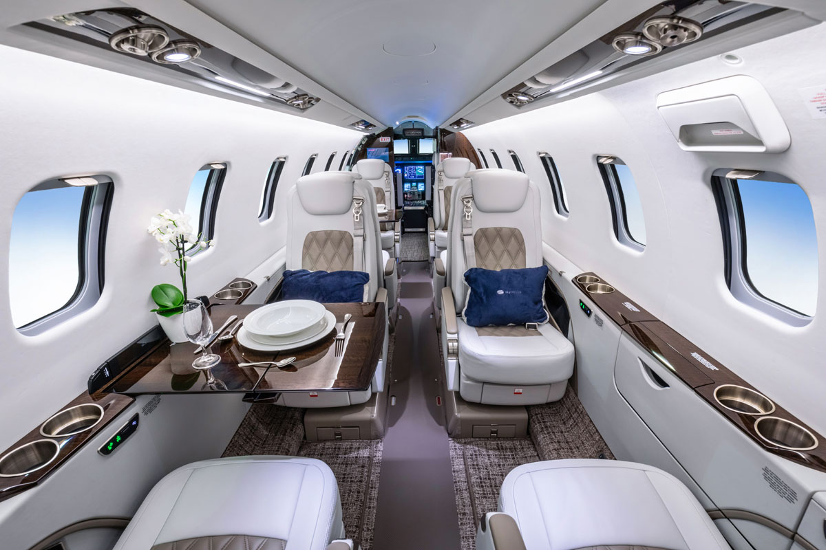 Learjet 75 interior