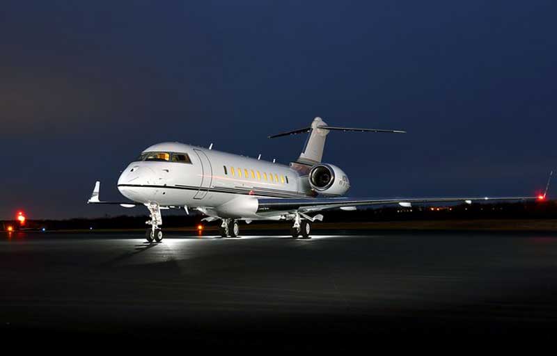Global 5000 front parked