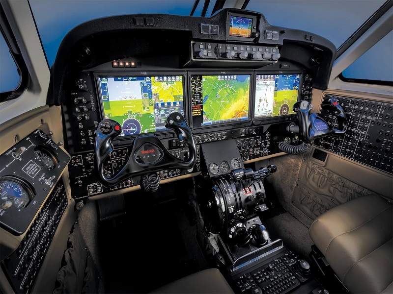 King Air 250 corckpit