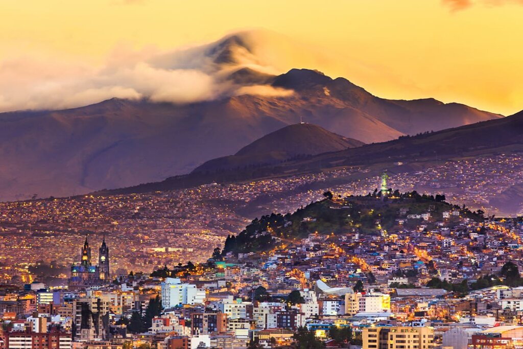 Vuelos privados a Quito main
